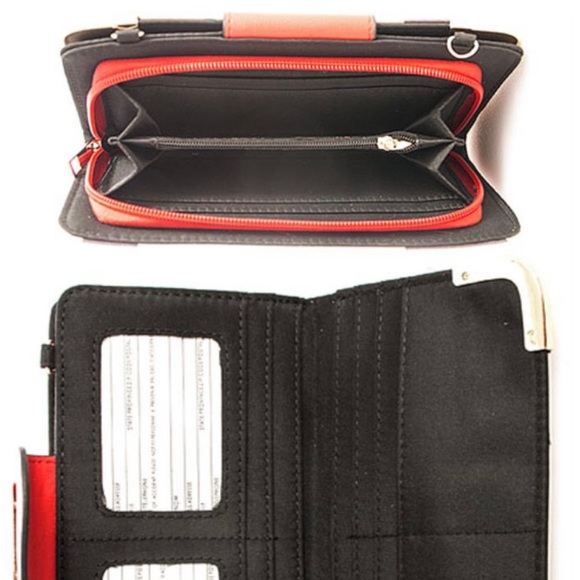 Checkered Wallet/crossbody - Picture 3 of 3